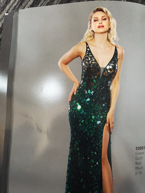 Wedding clothing 10